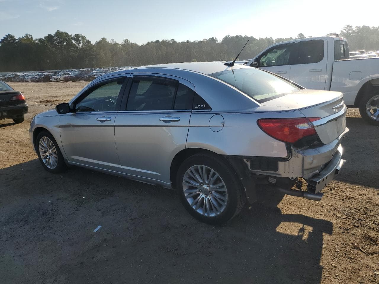 2011 Chrysler 200 Limited - foto 2
