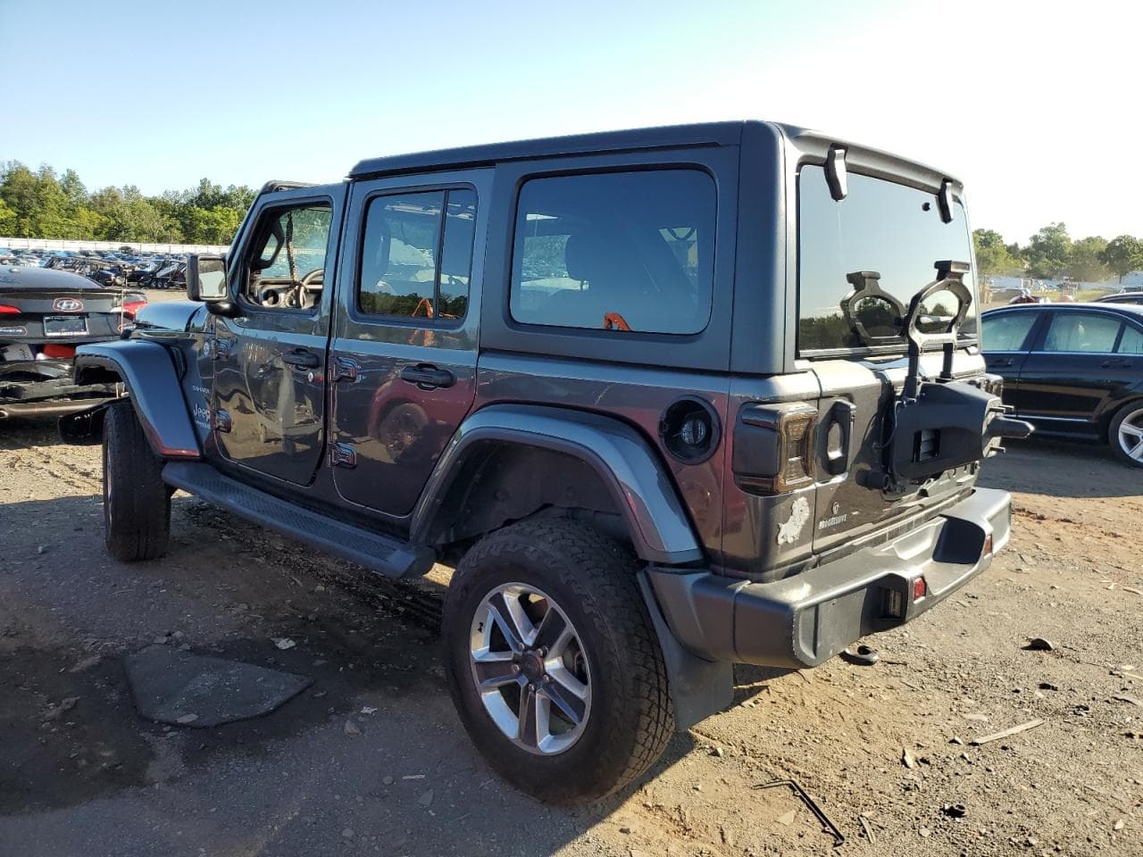 2020 Jeep Wrangler Unlimited Sahara - foto 2