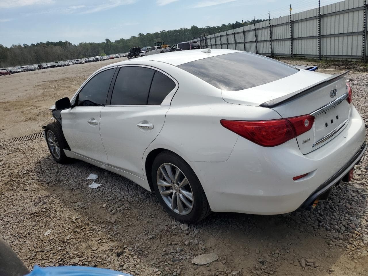 2014 Infiniti Q50 Premium - foto 2