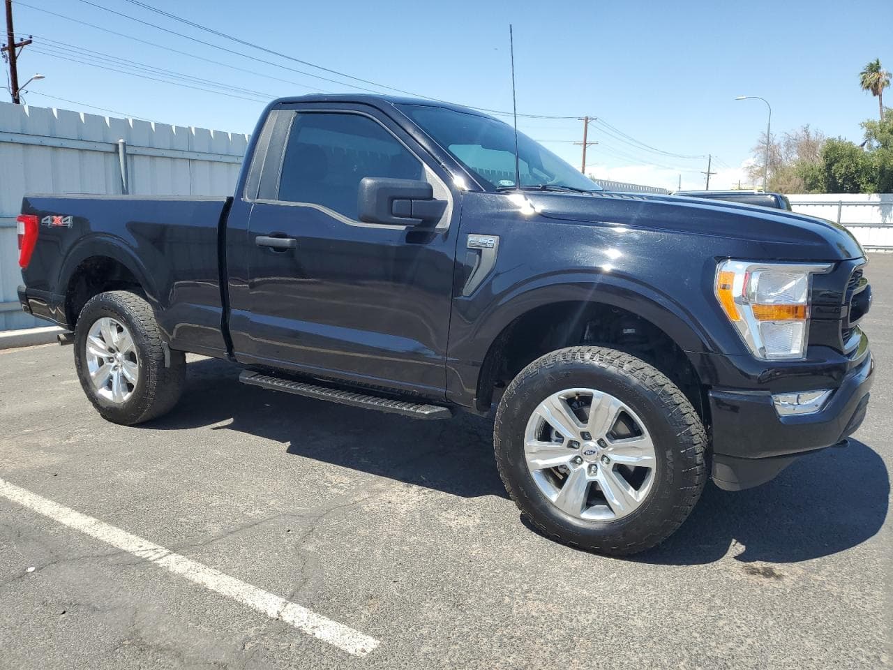 2022 Ford F150 - foto 4