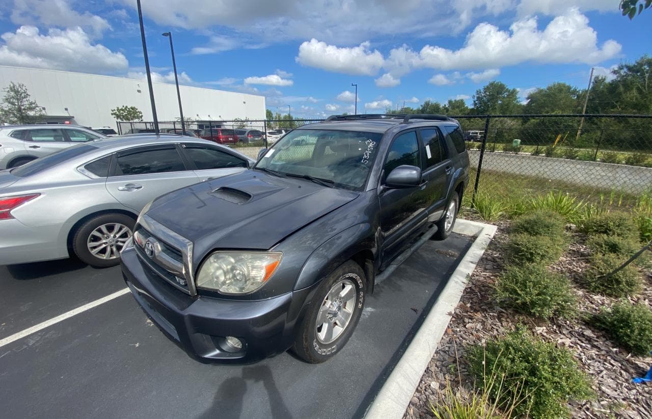 2006 Toyota 4Runner Sr5 - foto 2