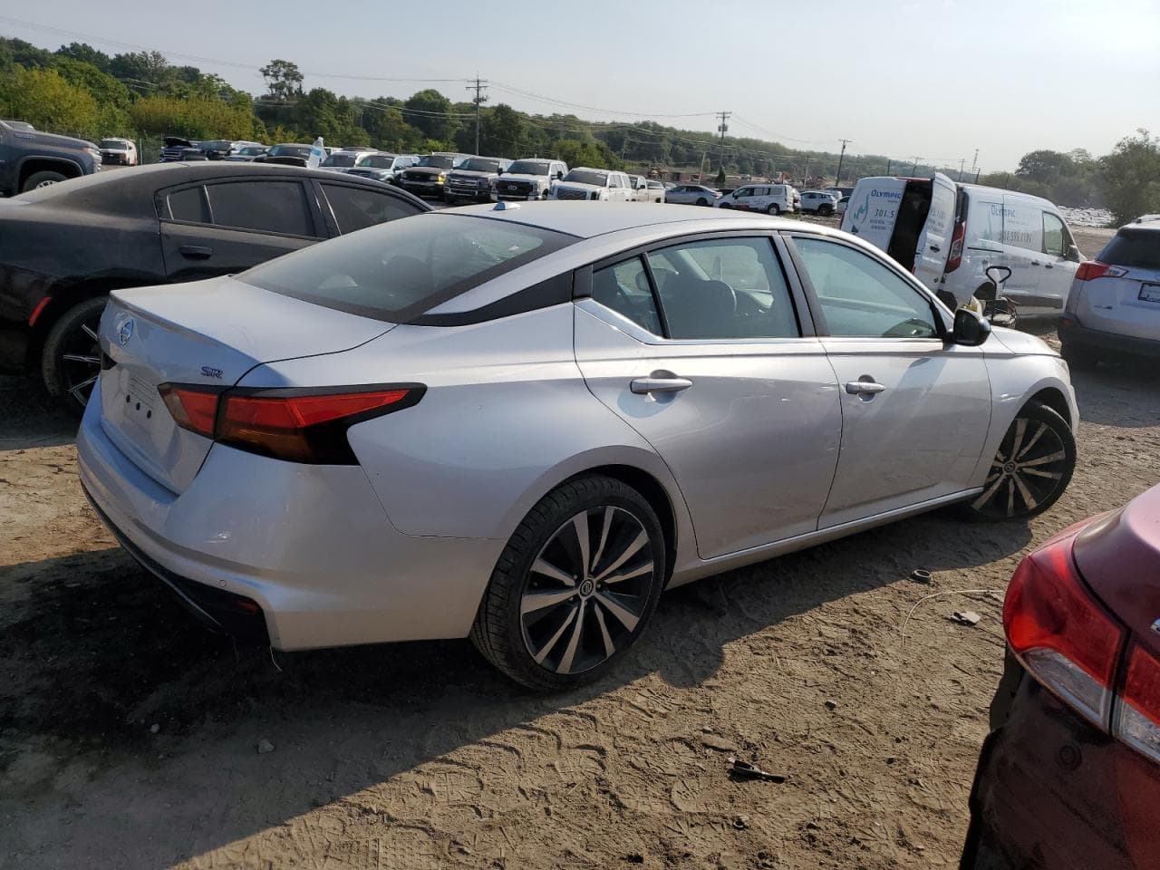 2020 Nissan Altima Sr - foto 3