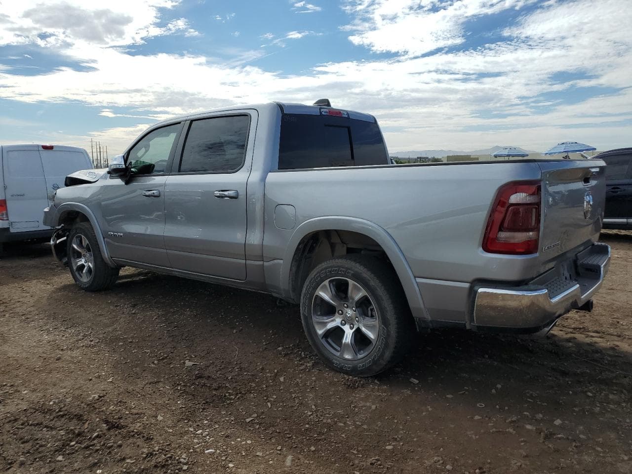 2022 Ram 1500 Laramie - foto 2