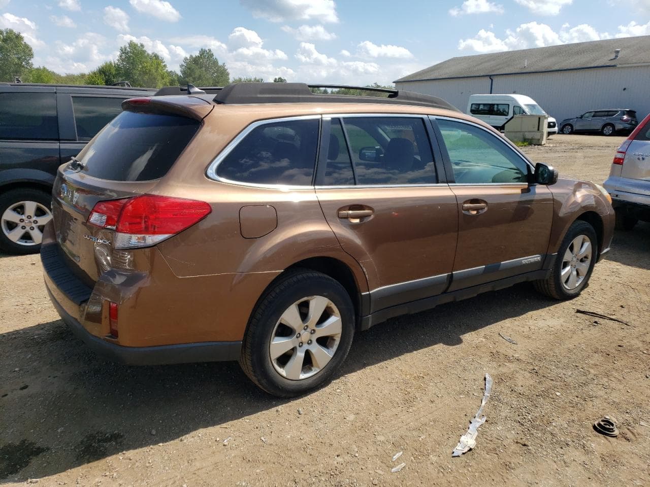 2011 Subaru Outback 2.5I Limited - foto 3