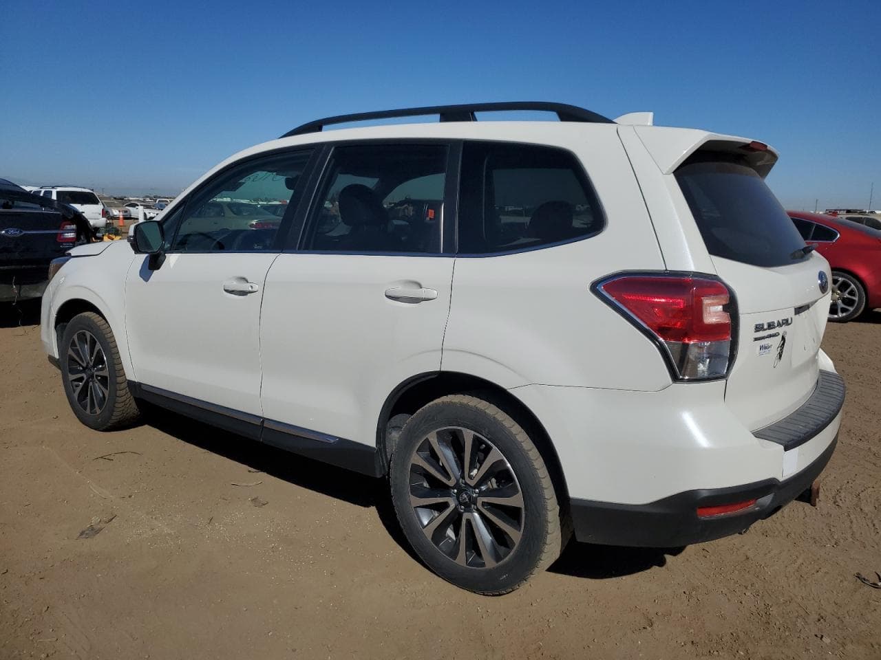2017 Subaru Forester 2.0Xt Touring - foto 2