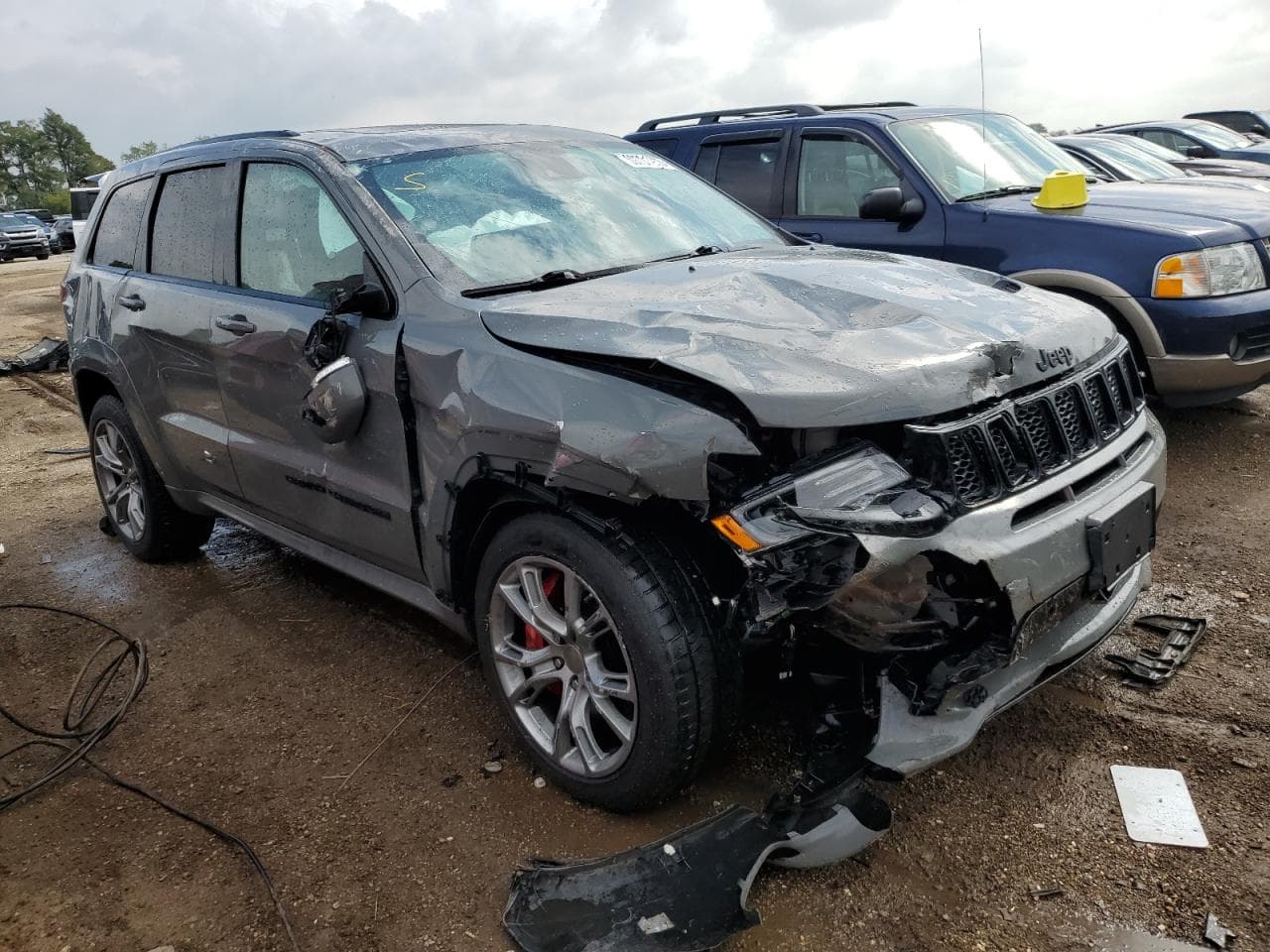2020 Jeep Grand Cherokee Srt-8 - foto 4