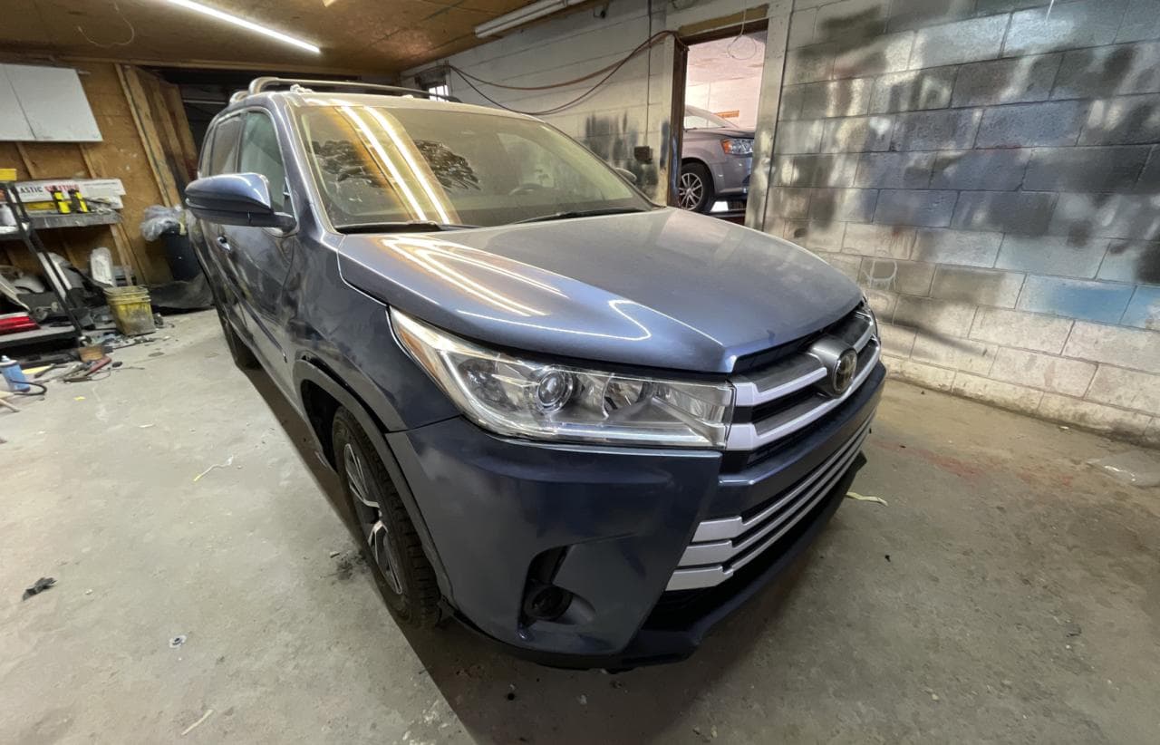 2018 Toyota Highlander z USA