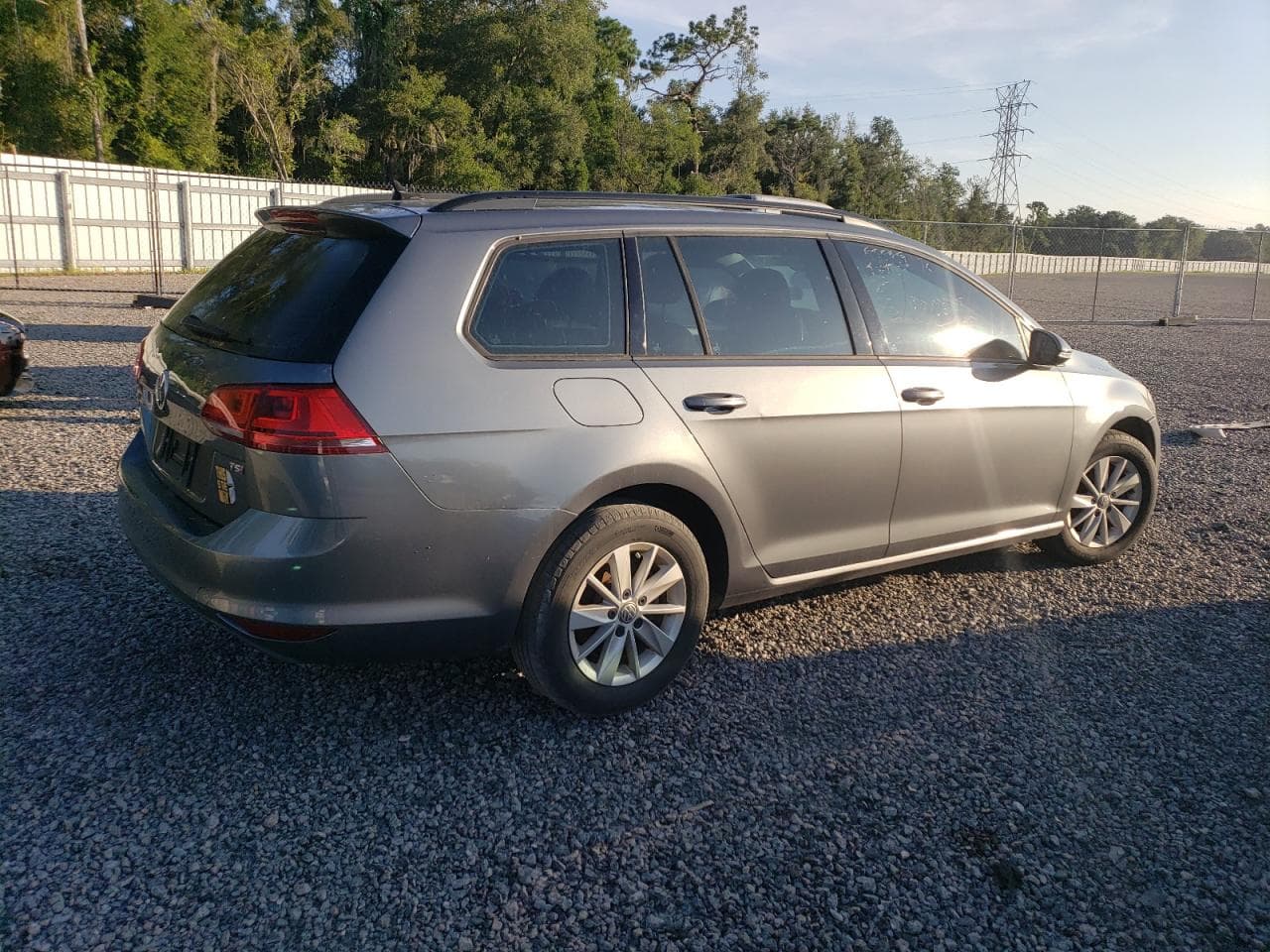 2016 Volkswagen Golf Sportwagen Tsi S 4-Door - foto 3