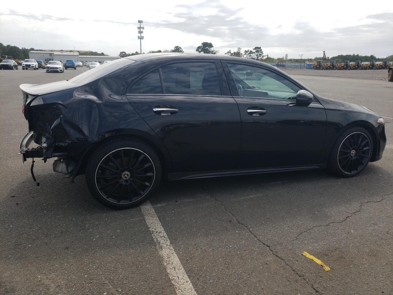 2021 Mercedes-Benz A 220 4Matic - foto 3