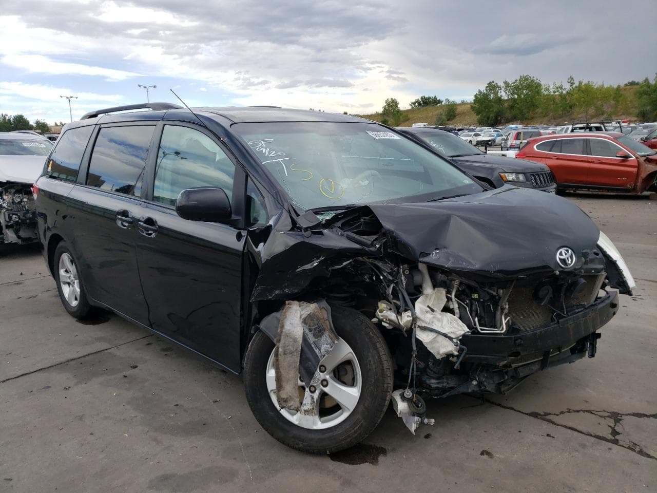 2013 Toyota Sienna Le - foto 4
