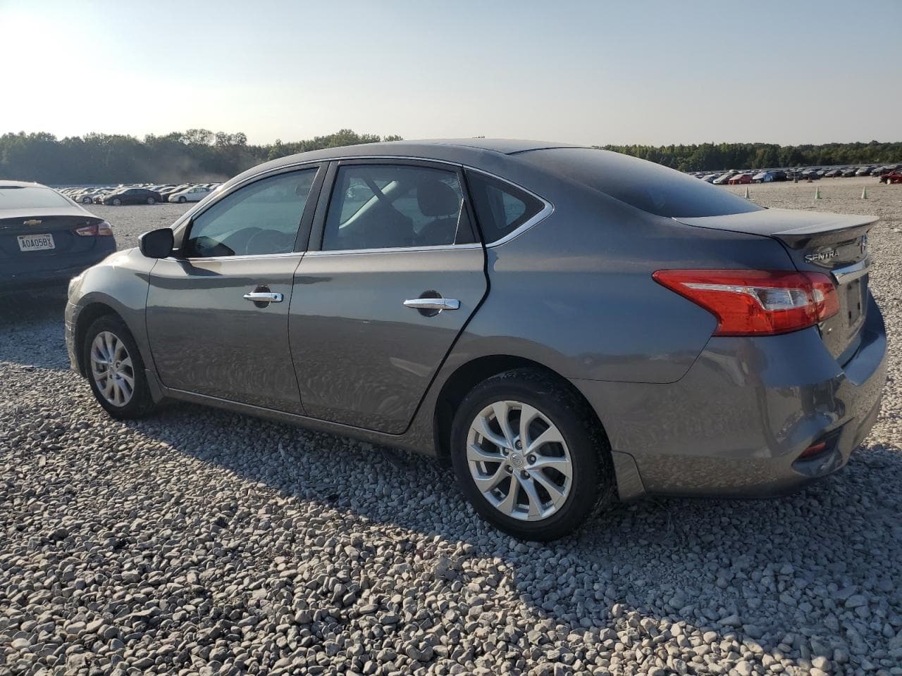 2017 Nissan Sentra S - foto 2