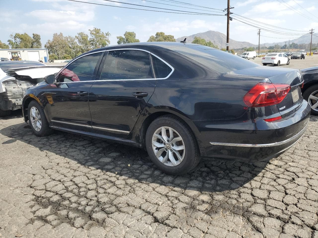 2017 Volkswagen Passat S - foto 2
