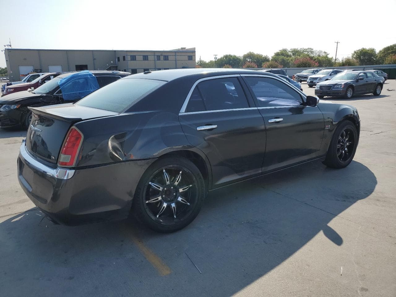 2011 Chrysler 300C - foto 3
