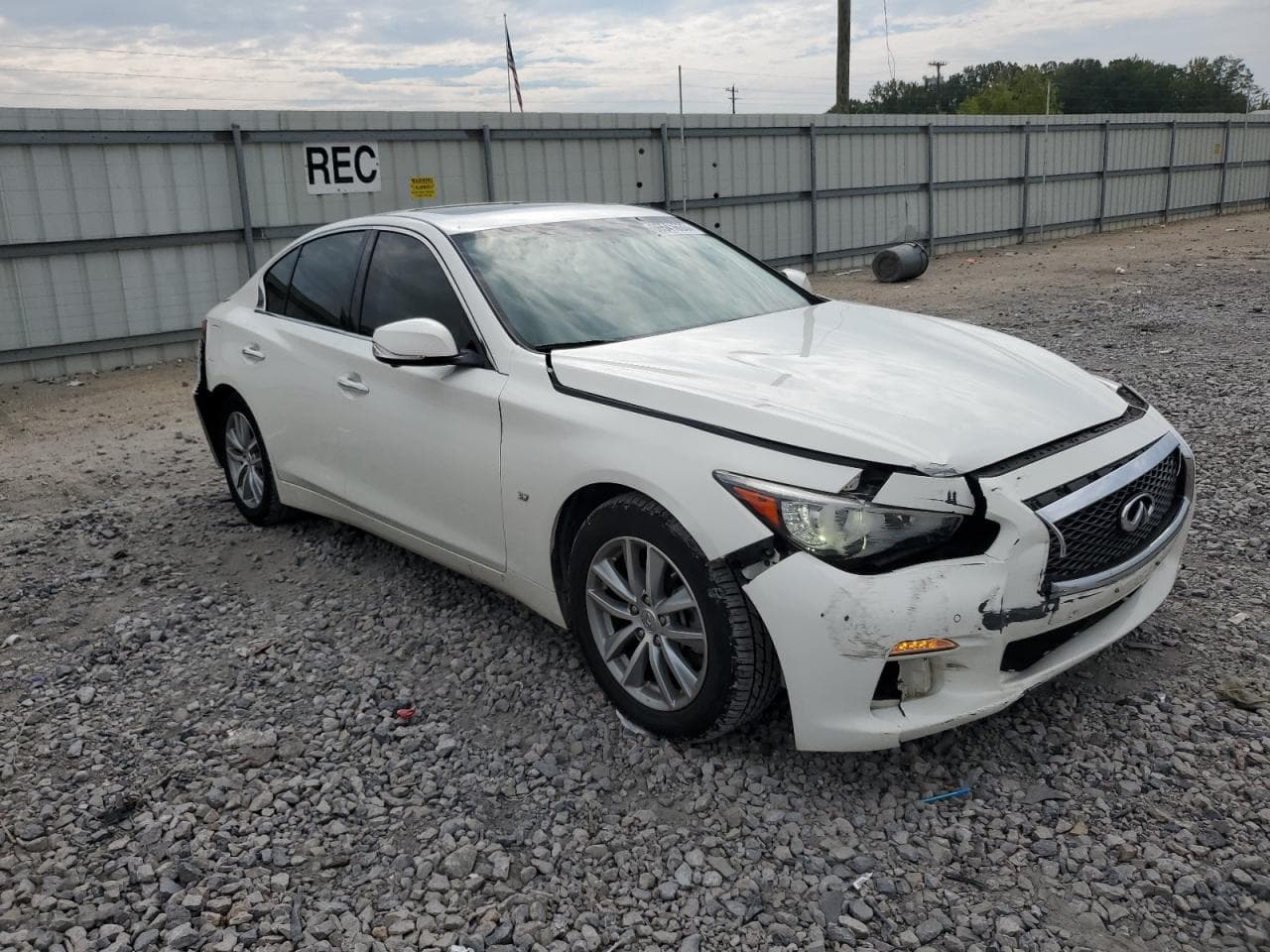 2015 Infiniti Q50 Base - foto 4