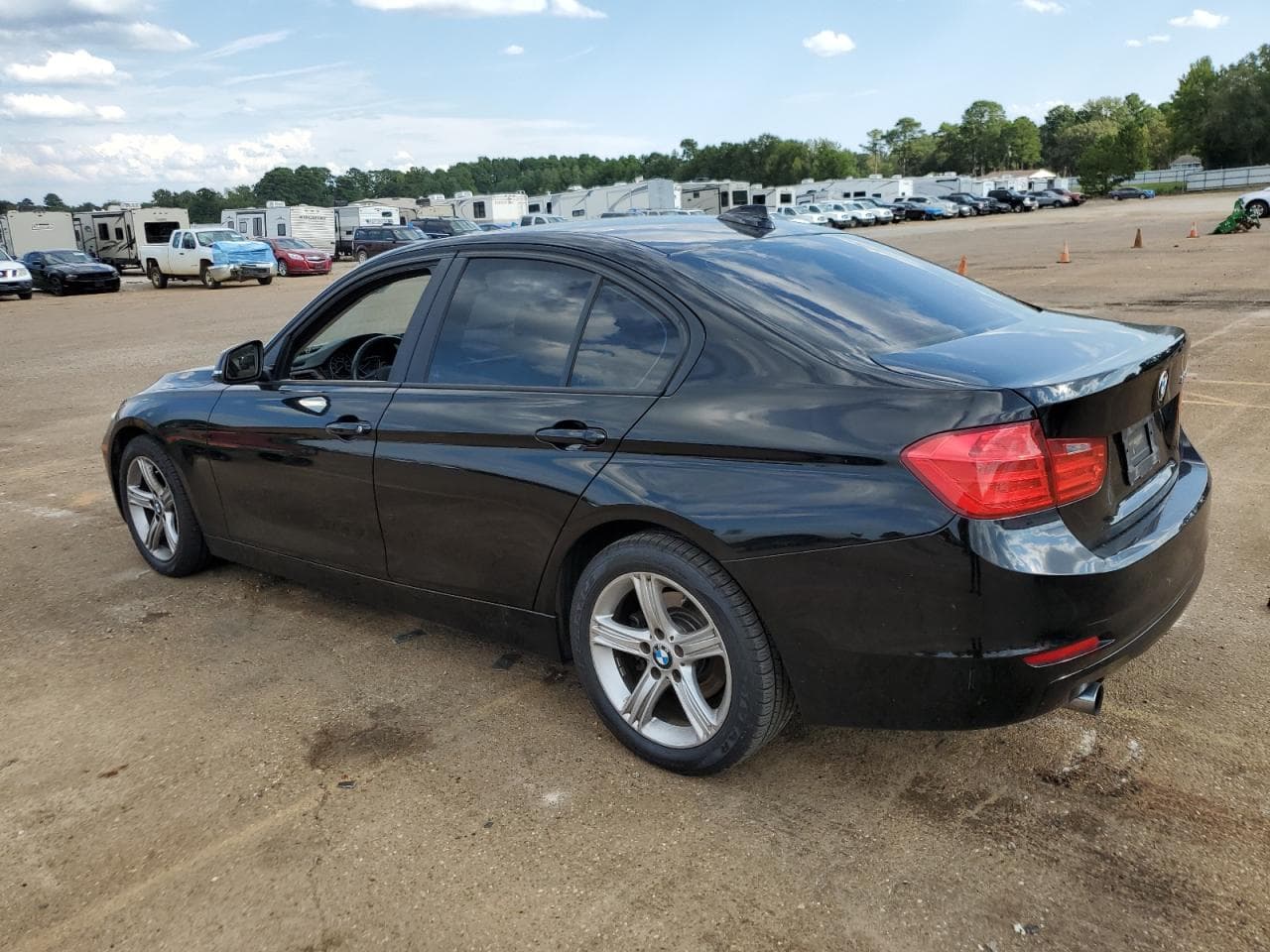 2014 BMW 320I - foto 2