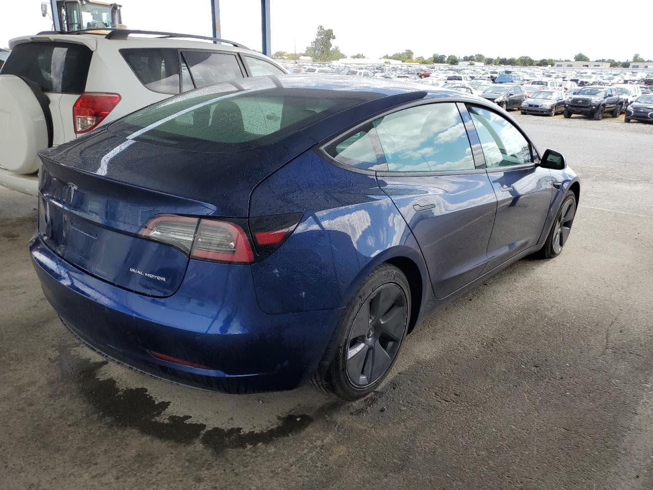 2022 Tesla Model 3 Long Range Dual Motor All-Wheel Drive - foto 3