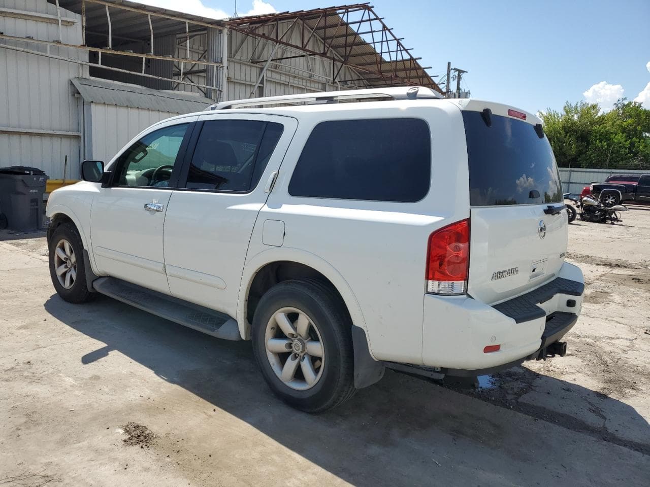 2015 Nissan Armada Sv - foto 2