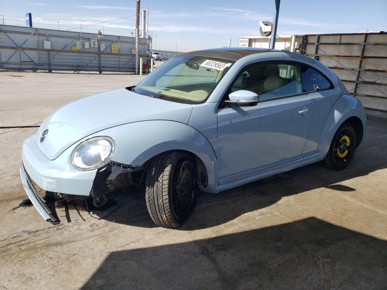 2014 Volkswagen Beetle z USA