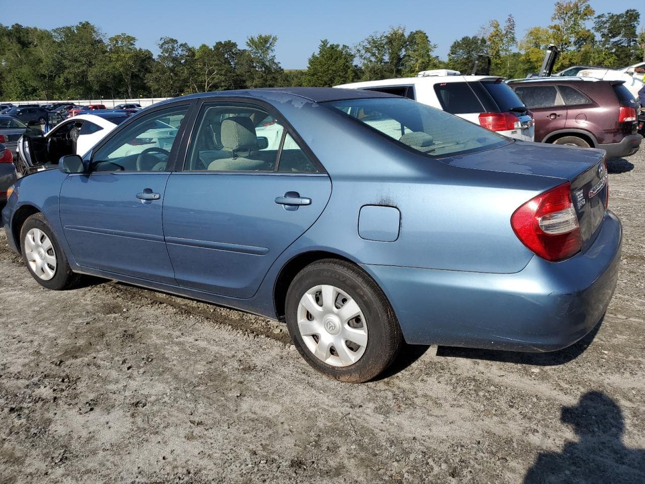 2004 Toyota Camry Le - foto 2