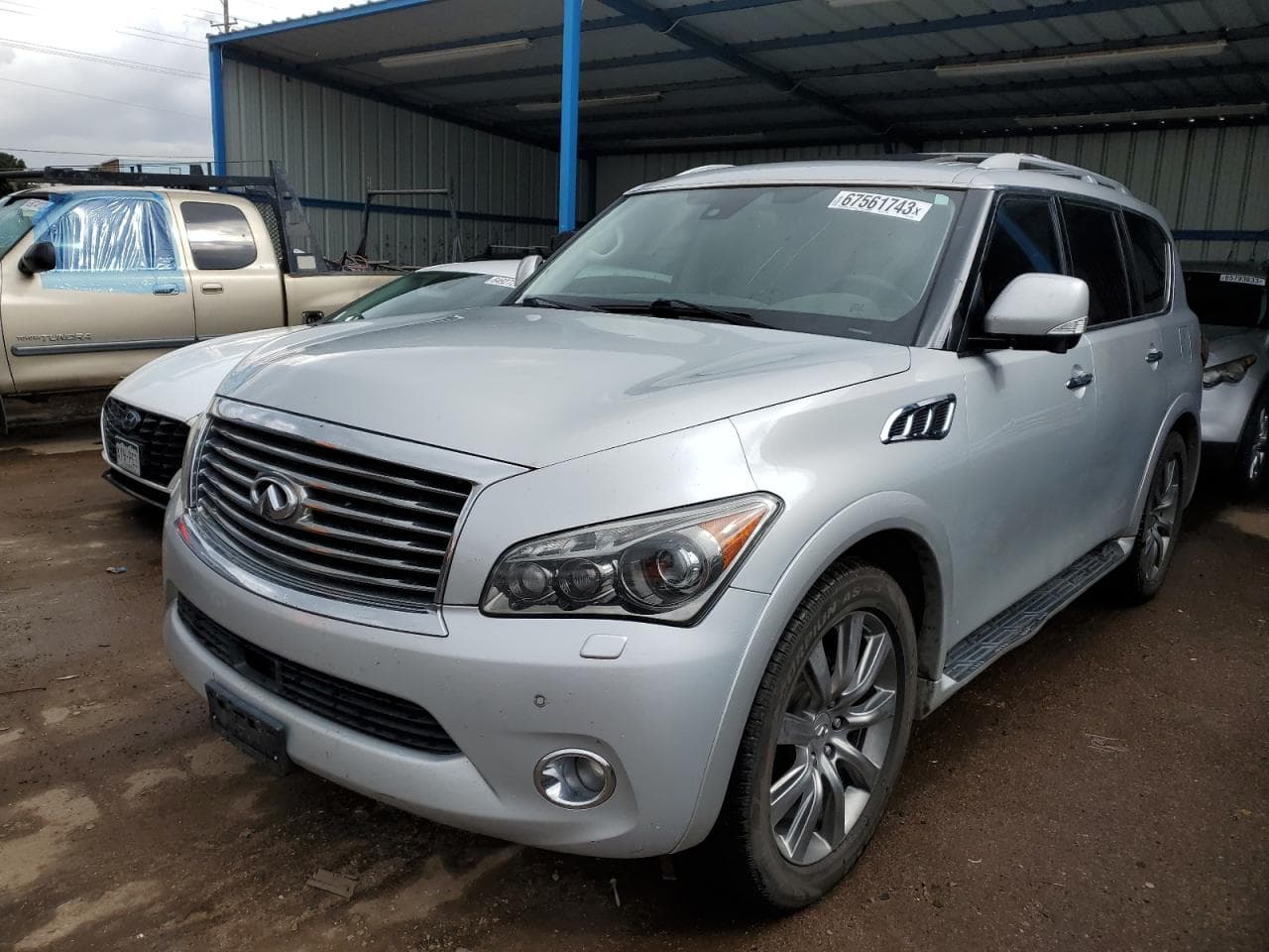 2011 Infiniti Qx56