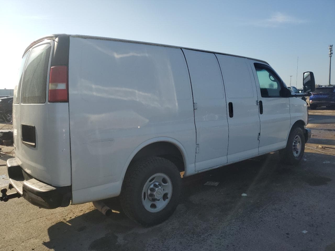 2013 Chevrolet Express G2500 - foto 2
