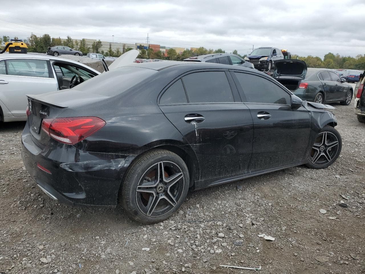 2021 Mercedes-Benz A 220 4Matic - foto 3