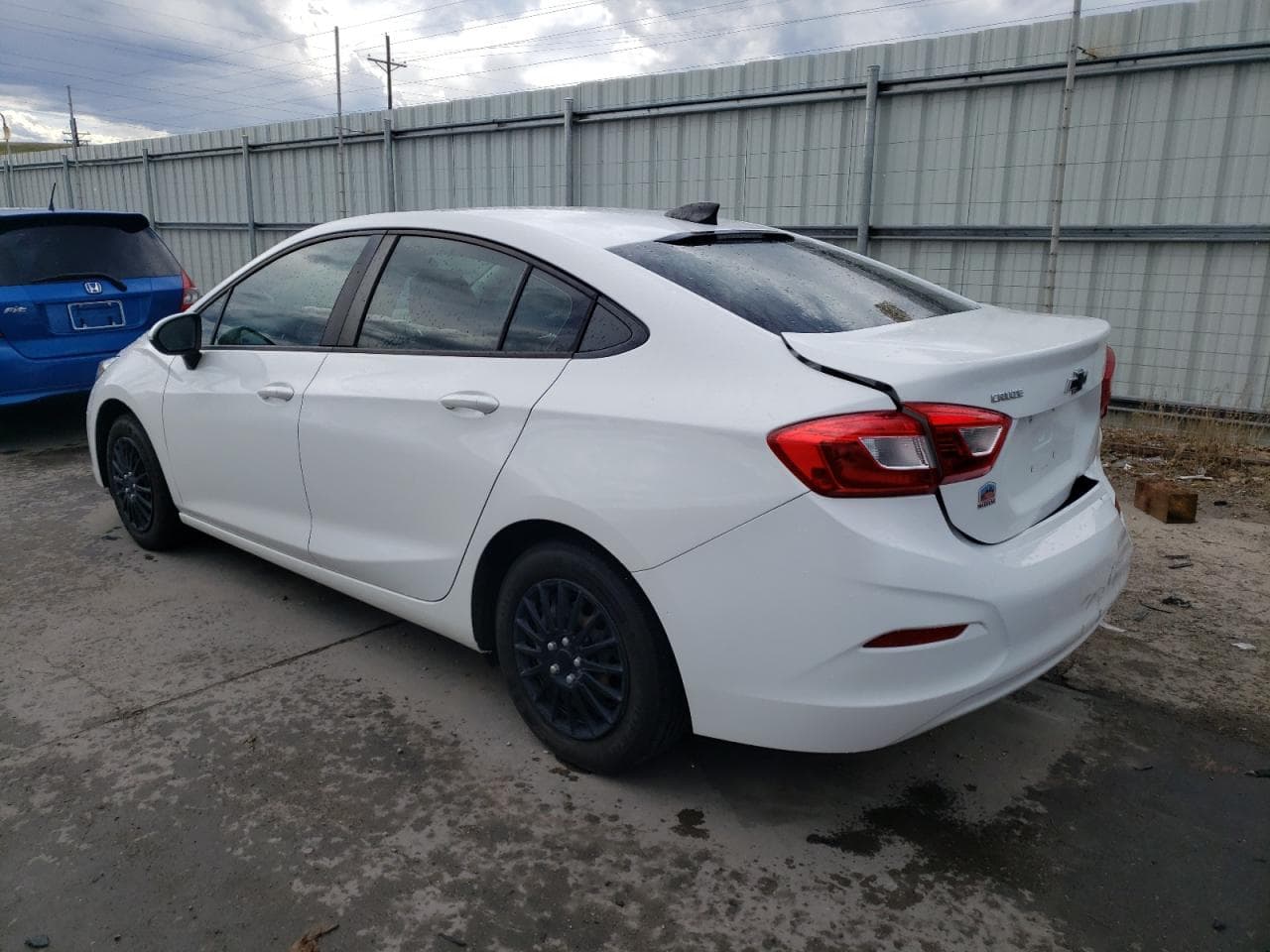 2017 Chevrolet Cruze Ls Auto - foto 2