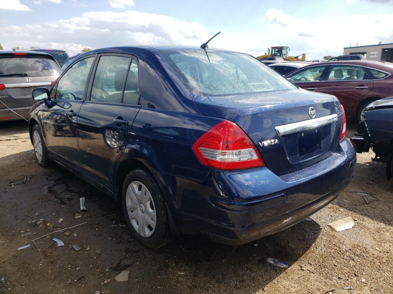 2010 Nissan Versa 1.8 S - foto 2