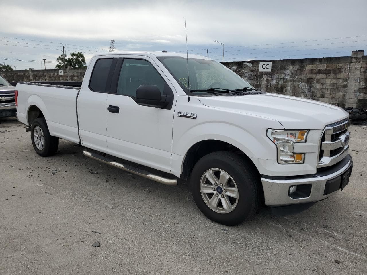2016 Ford F150 Super Cab - foto 4
