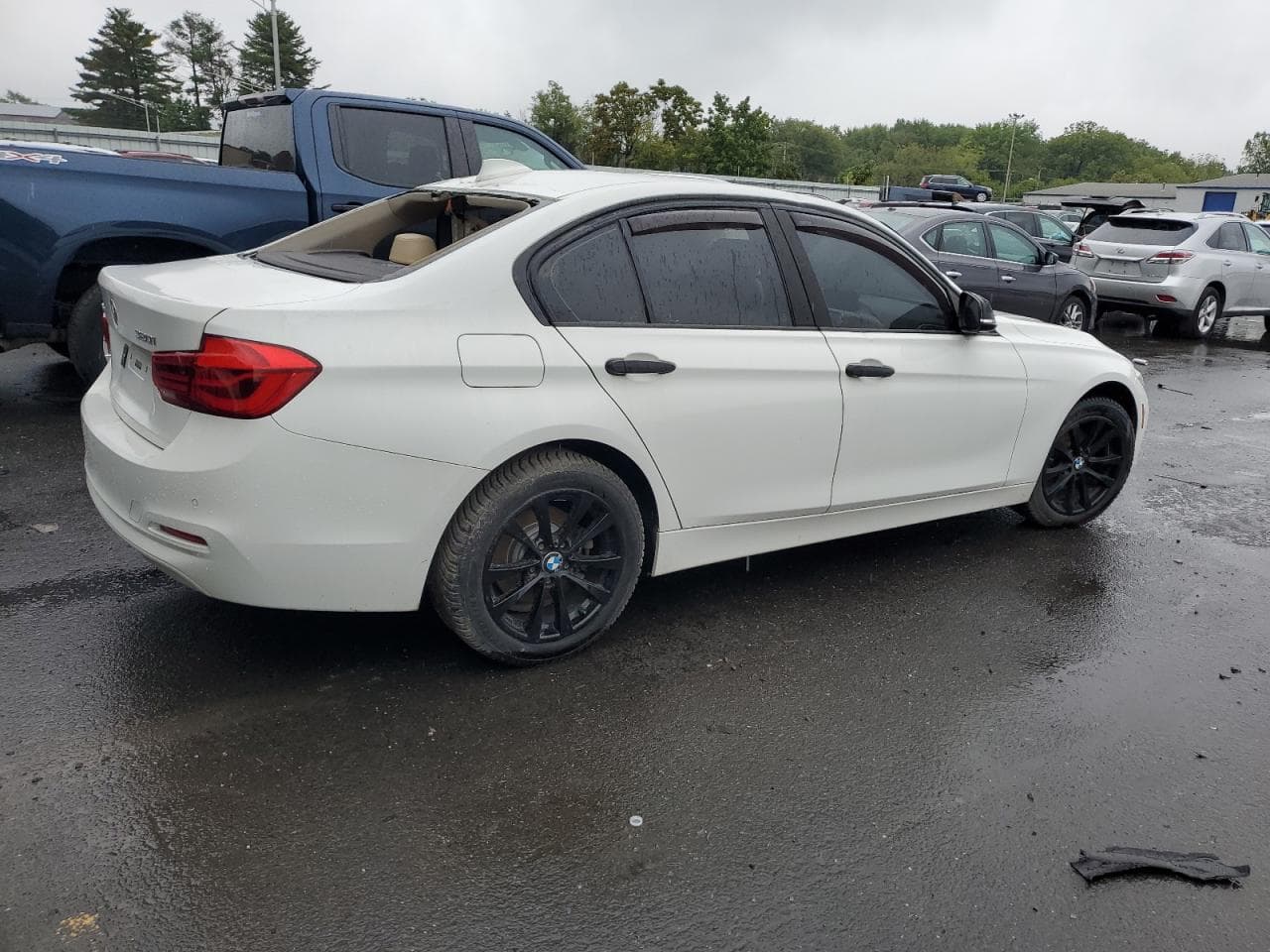 2017 BMW 320 Xi - foto 3