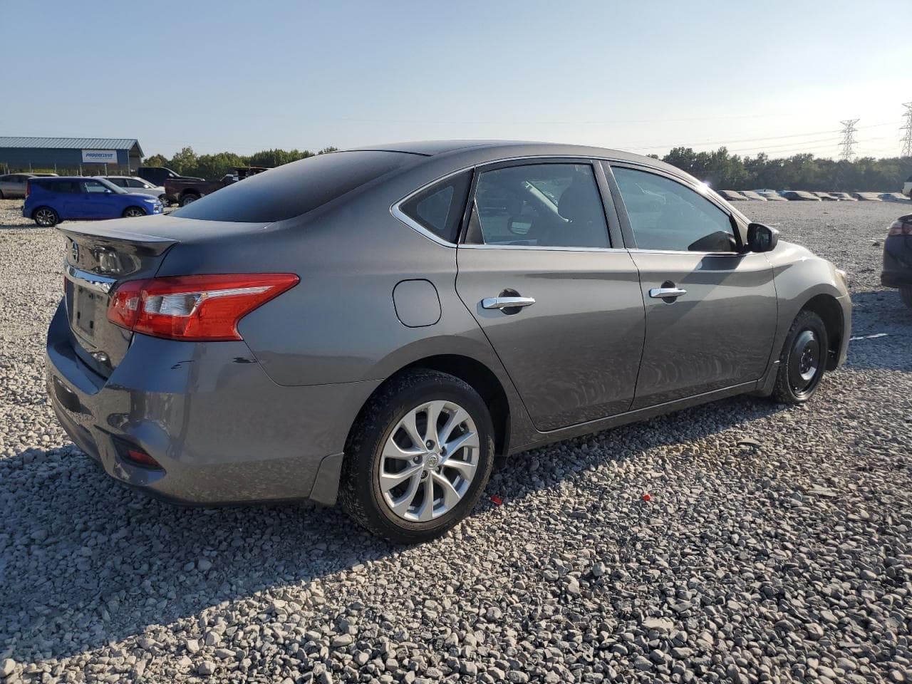 2017 Nissan Sentra S - foto 3