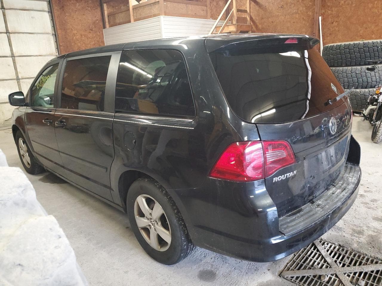 2010 Volkswagen Routan Se - foto 2