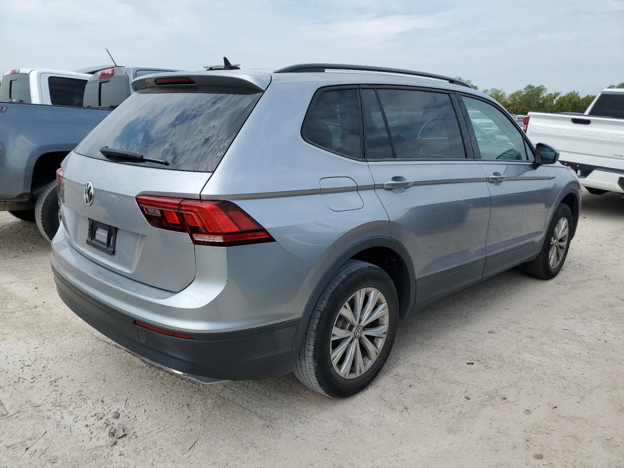 2020 Volkswagen Tiguan 2.0T S - foto 3