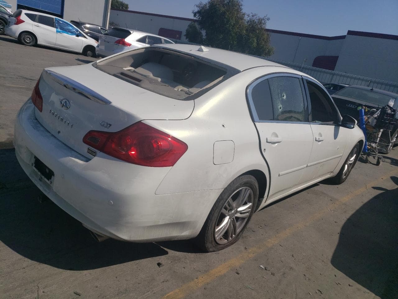 2013 Infiniti G37 Base - foto 3