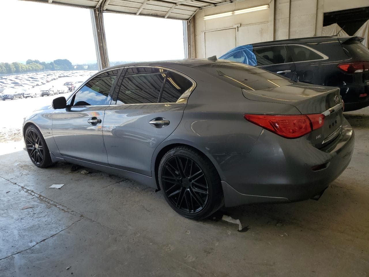 2017 Infiniti Q50 Premium - foto 2