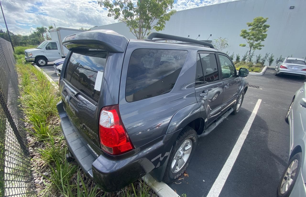 2006 Toyota 4Runner Sr5 - foto 4