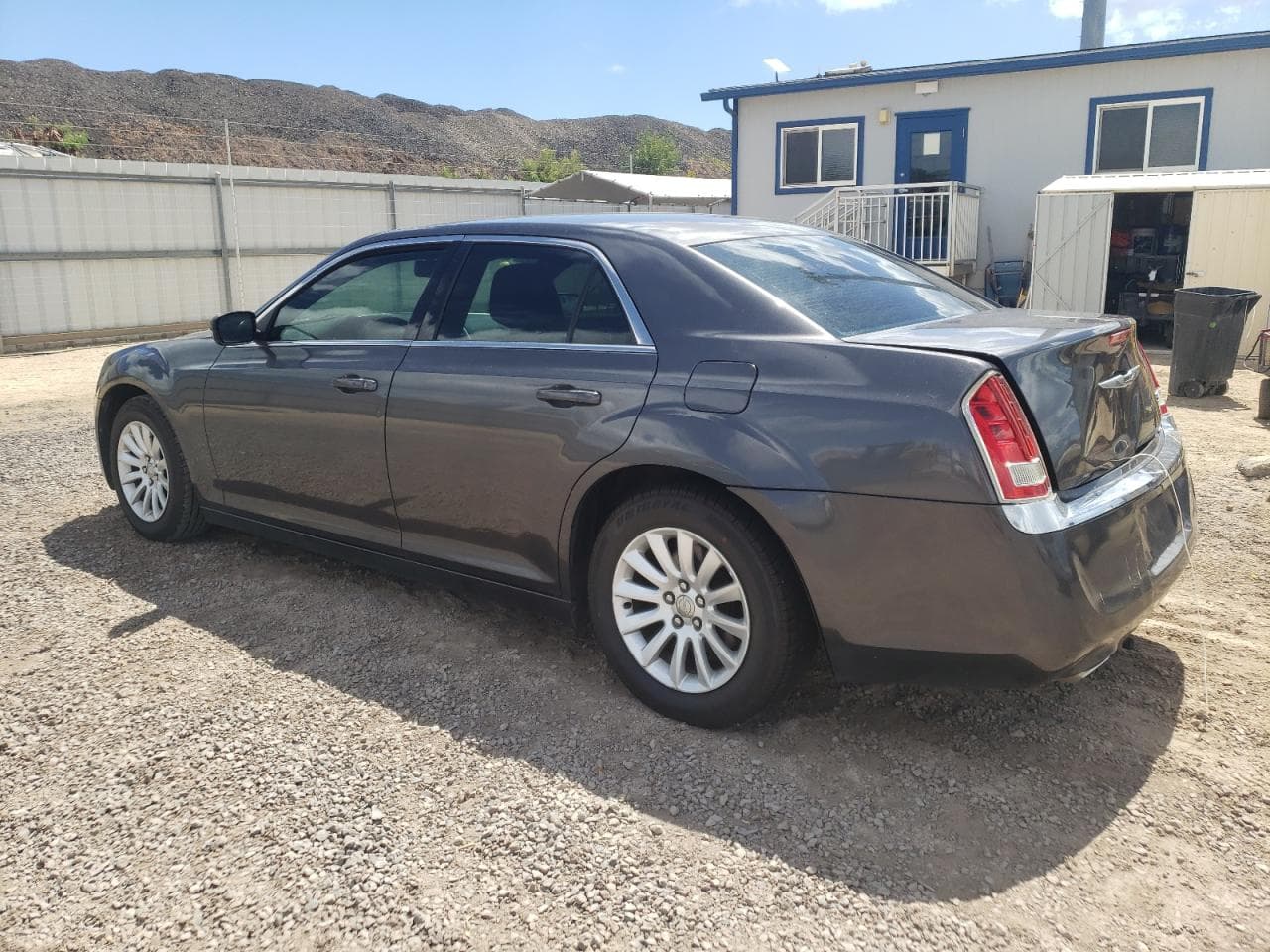 2014 Chrysler 300 - foto 2