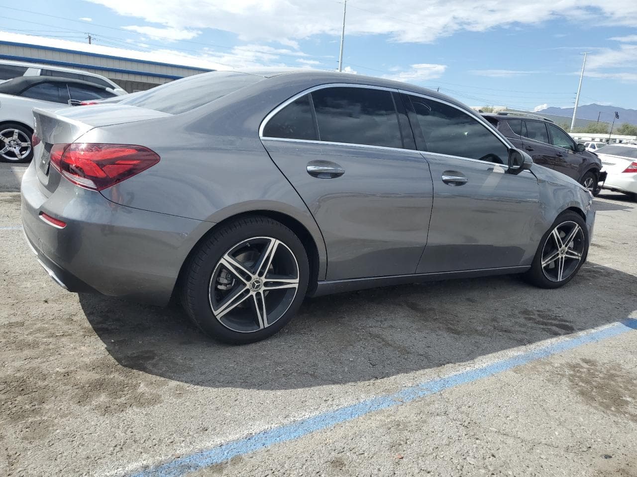 2021 Mercedes-Benz A 220 - foto 3