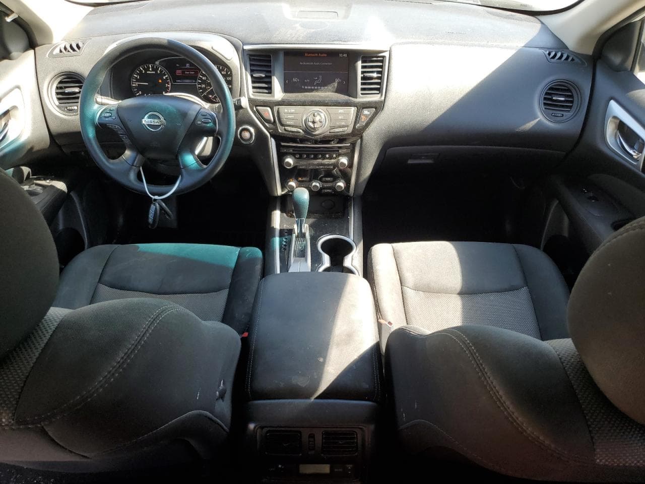 2017 Nissan Pathfinder z USA