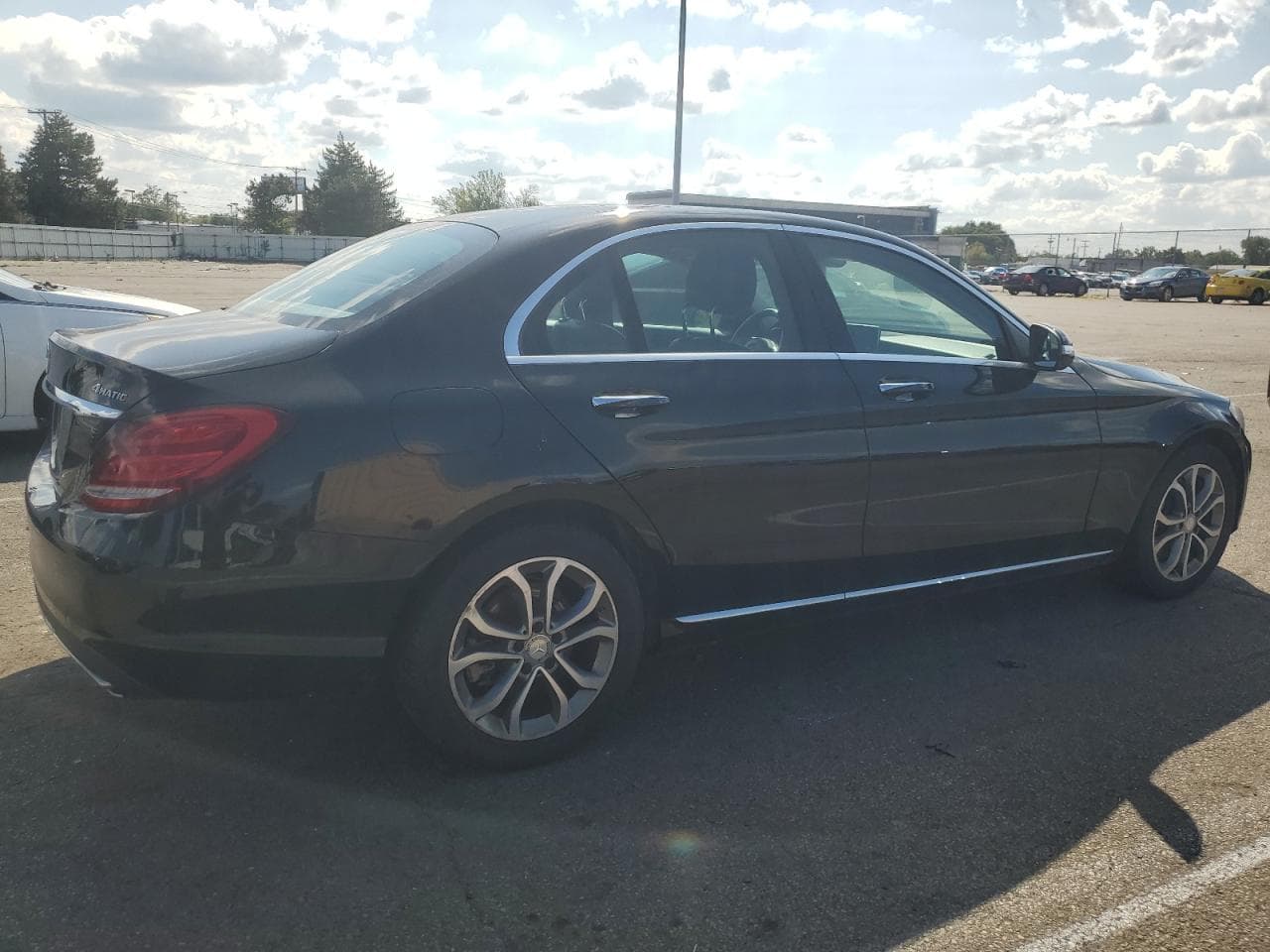 2015 Mercedes-Benz C 300 4Matic - foto 3