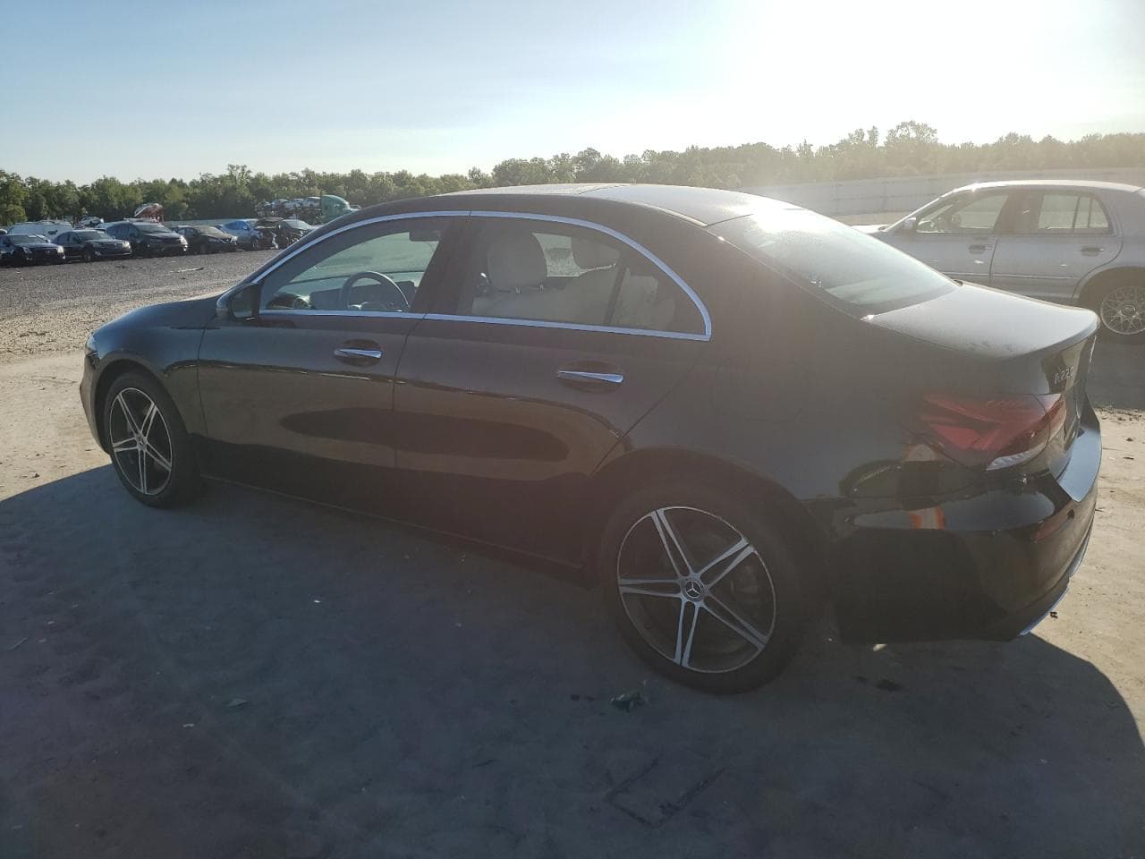 2019 Mercedes-Benz A 220 - foto 2