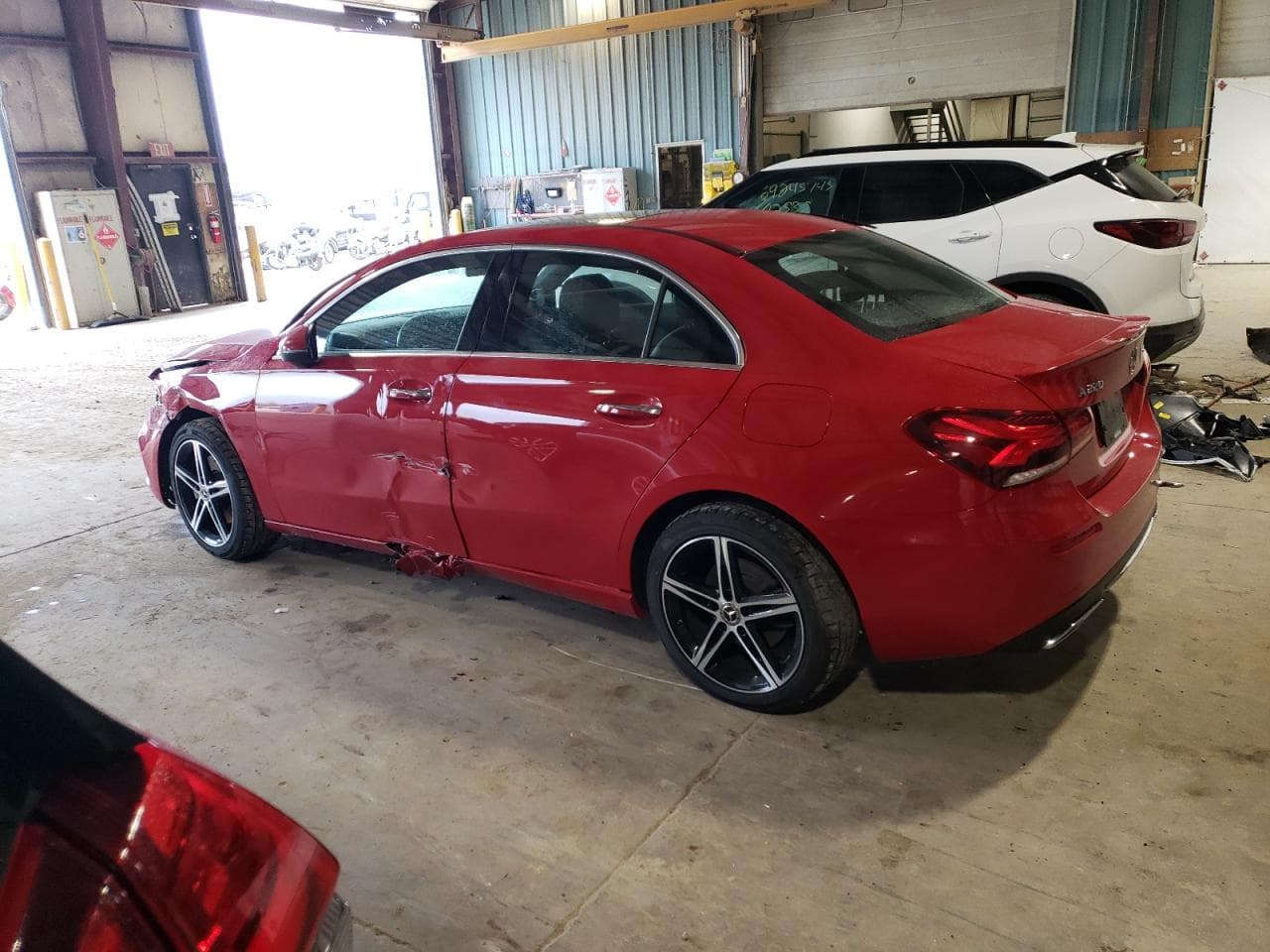 2019 Mercedes-Benz A 220 4Matic - foto 2