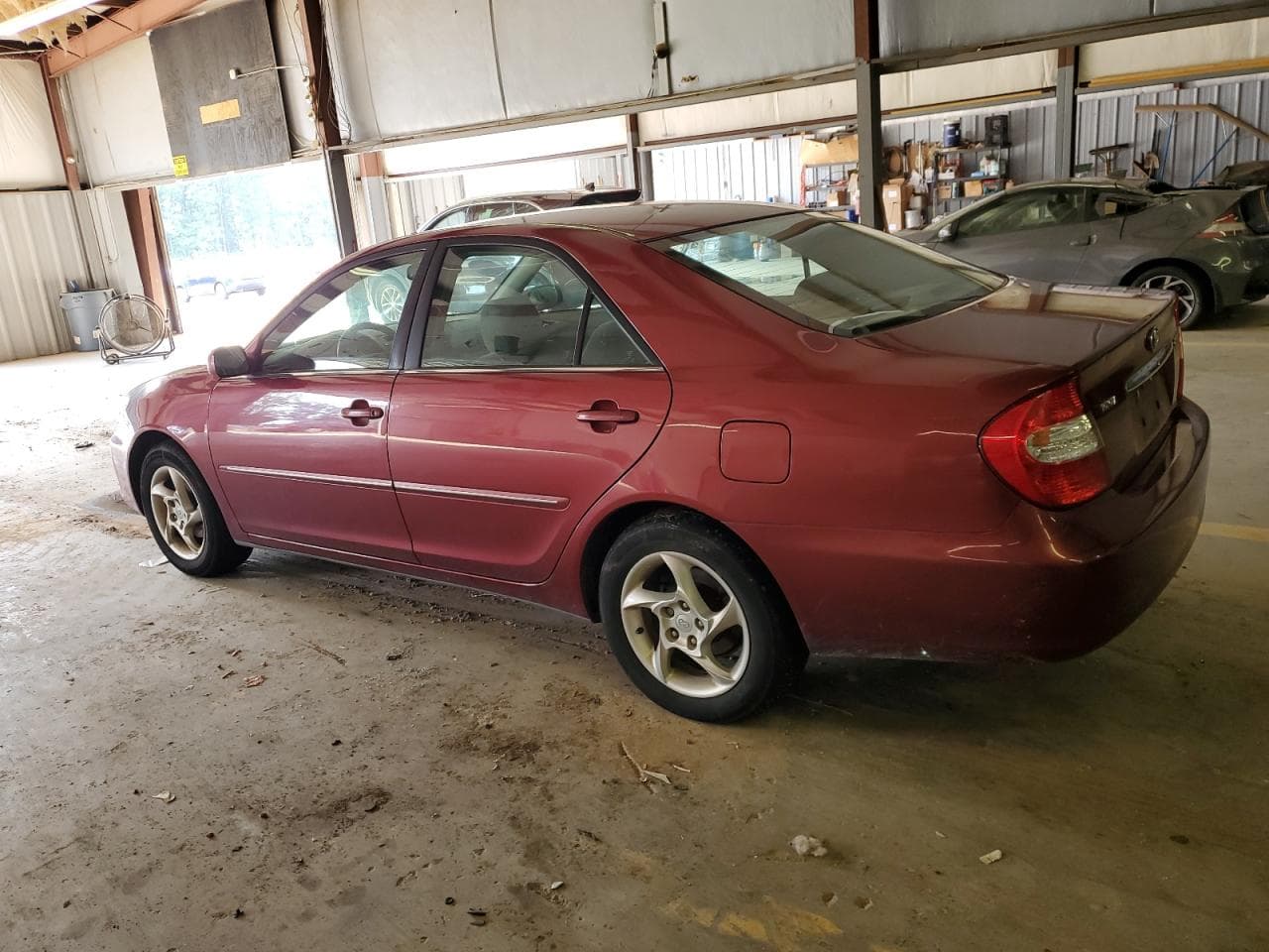 2003 Toyota Camry Le - foto 2