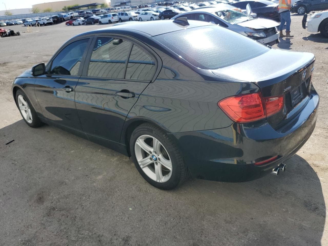 2015 BMW 328I xDrive - foto 2