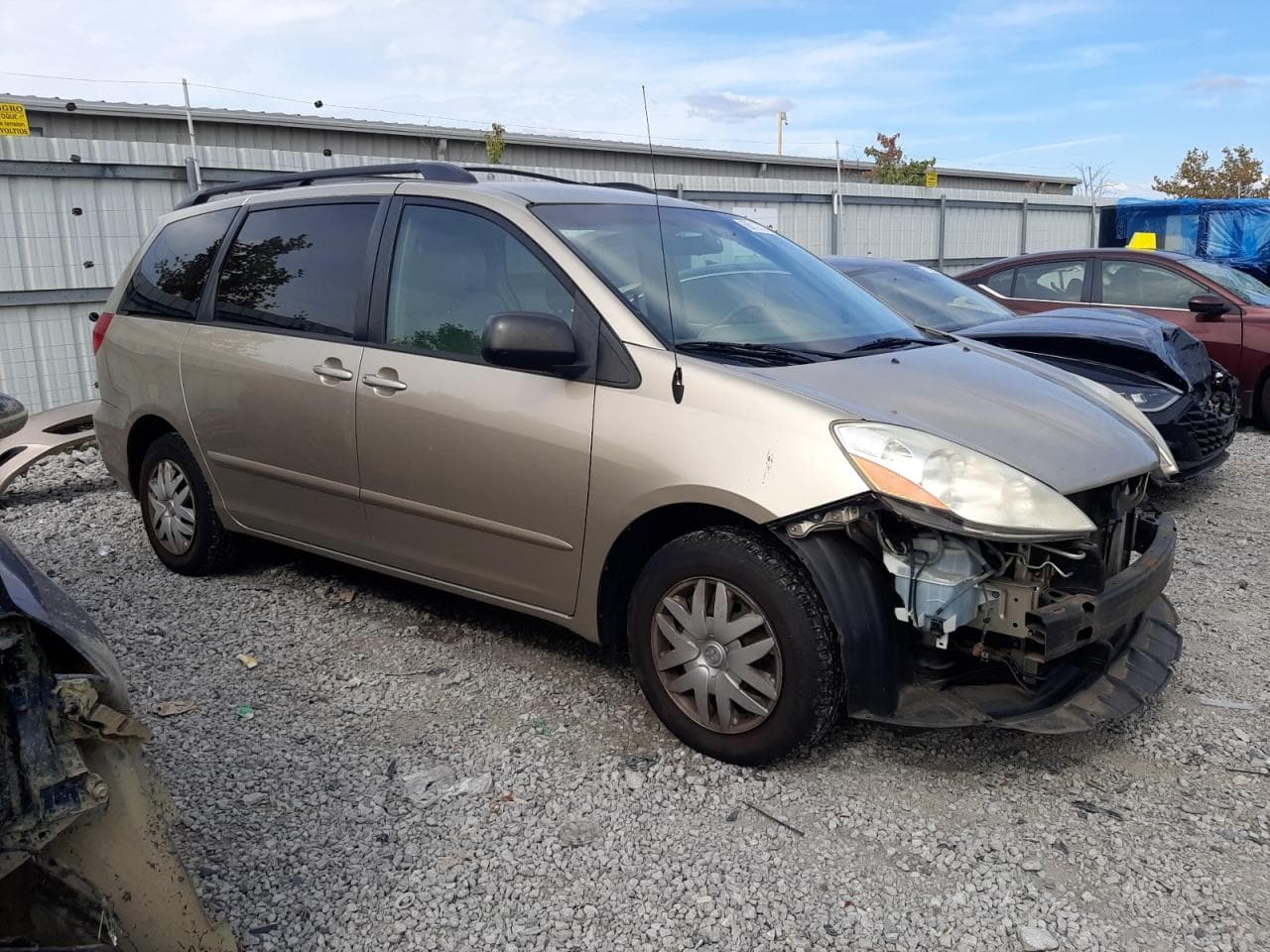 2010 Toyota Sienna Le - foto 4