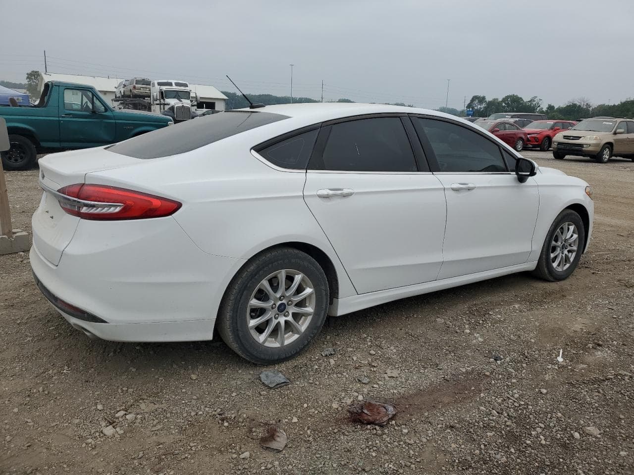2017 Ford Fusion S - foto 3
