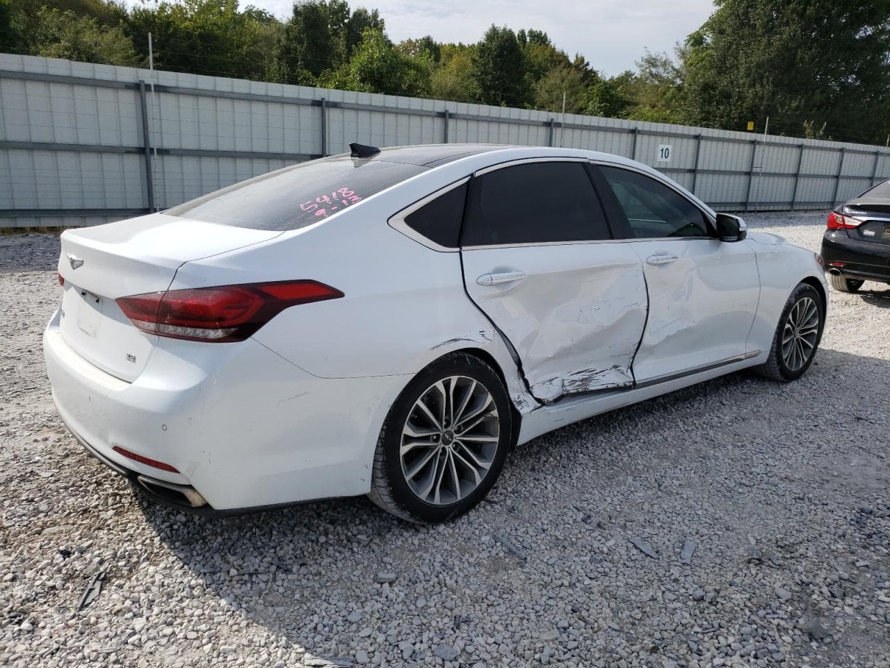 2017 Genesis G80 Base - foto 3
