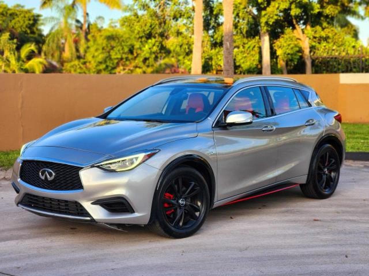 2019 Infiniti Qx30 Luxe - foto 2