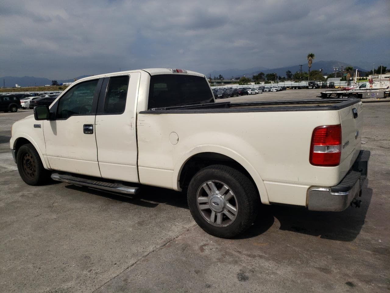 2007 Ford F150 - foto 2