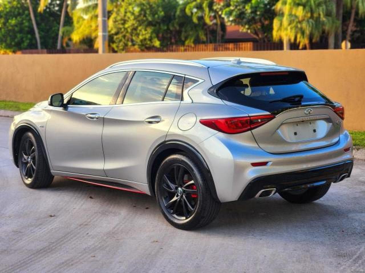 2019 Infiniti Qx30 Luxe - foto 3